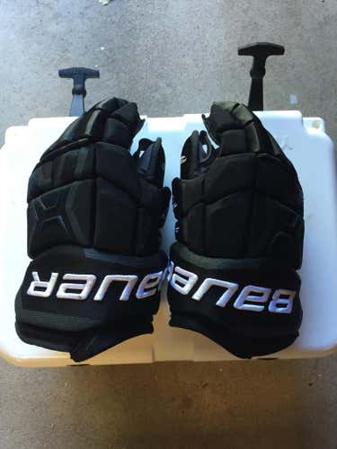 Bauer Supreme Totalone MX3 gloves