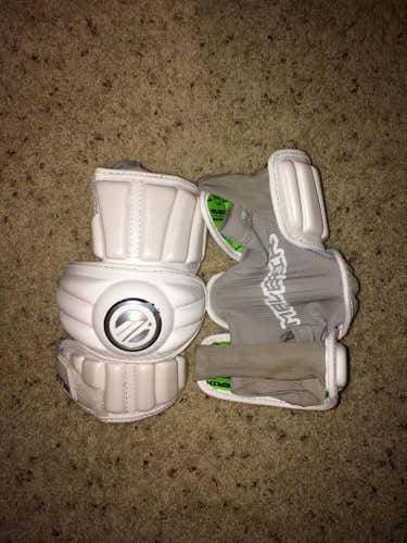 Maverik M3 Arm Pads - Large White