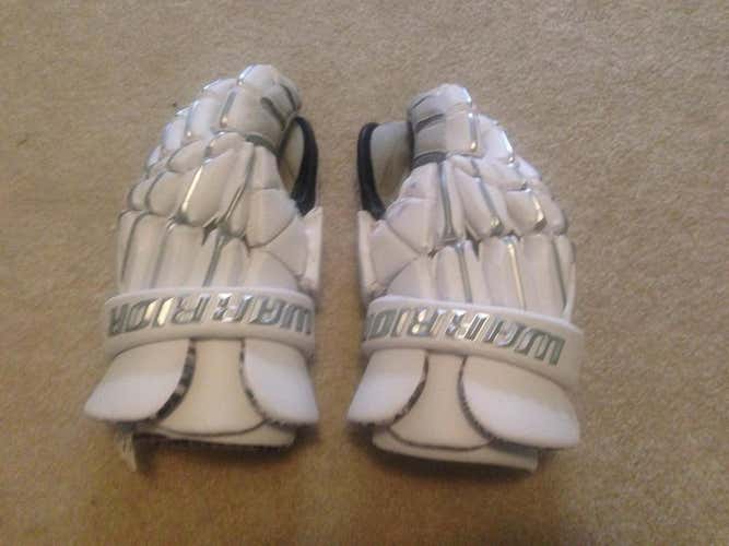 Warrior Regulator 2 Goalie Gloves
