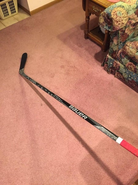 Bauer 1X black pro stock stick *EXTENDED