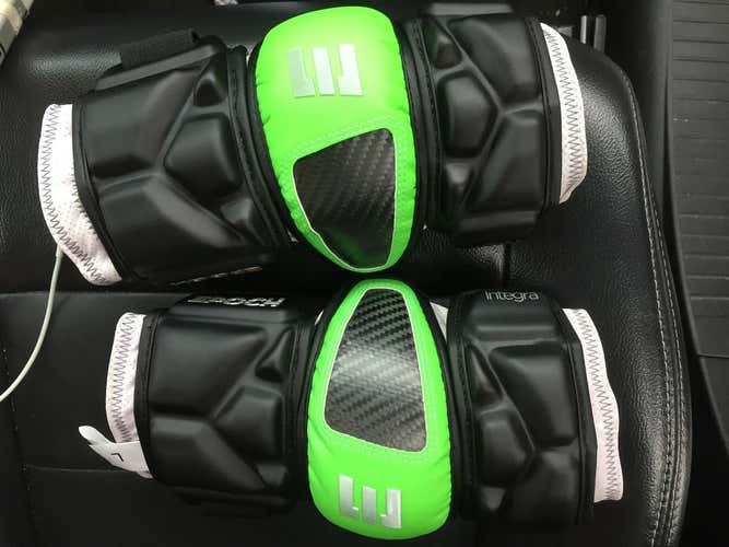 Adrenaline Blackcard Epoch Integra Elbow Pads