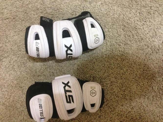 STX Stallion HD elbow pads