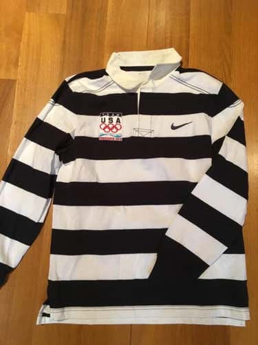 Large Long Sleeve Nike Team USA Vancouver Olympics Shirt
