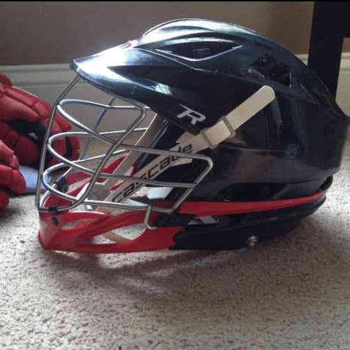 Navy blue an red Cascade R