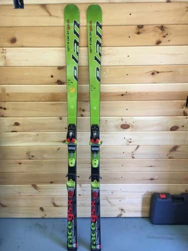 Elan World Cup GS 188 21m With Elan 17 bindings giant slalom