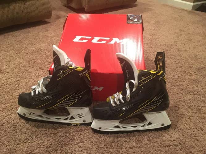 CCM Super Tacks hockey skates size 9.5