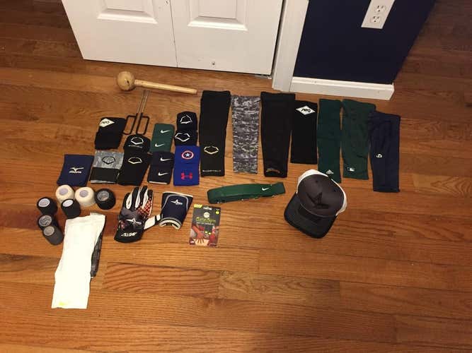 Baseball  Essentials and accessories