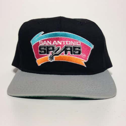 Vintage San Antonio Spurs Snapback