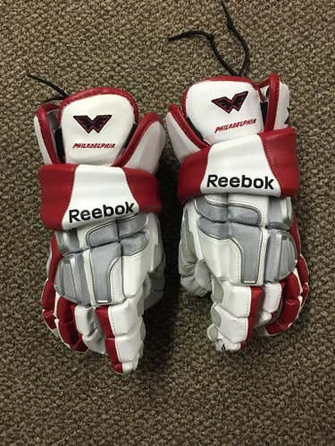 Philadelphia Wings Reebok 9K Custom Gloves