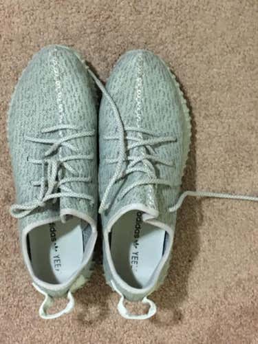 UA yeezy 350 boosts SIZE 11 moonrock*** read description fits 11.5 best