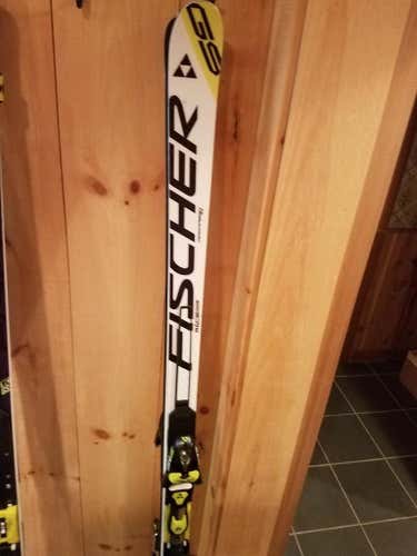 2015 Fisher, FIS legal 188cm, 30m GS Skis with bindings