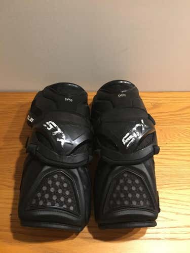 Black STX Cell III Arm Guards