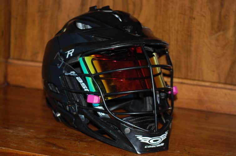 Black Cascade R with SHOC Visor