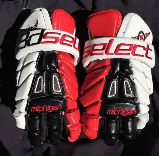 Brand new CUSTOM 3d Lacrosse Michigan embroidered Gait Recon Pro Gloves