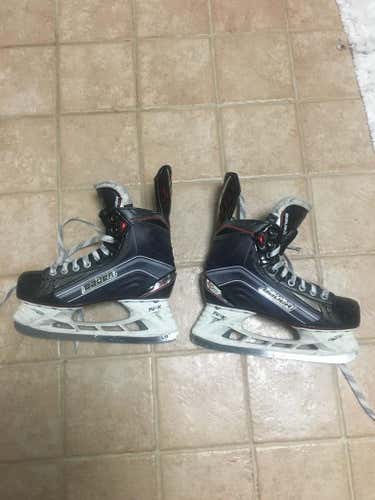 Bauer x700 junior skates