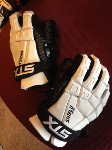 STX Shield Pro Lacrosse Goalie Gloves - Size 13