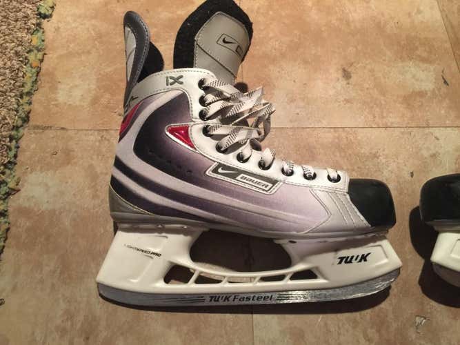 BAUER NIKE VAPOR IX LIGHTSPEED PRO ICE SKATES SZ 10 WORN TWICE
