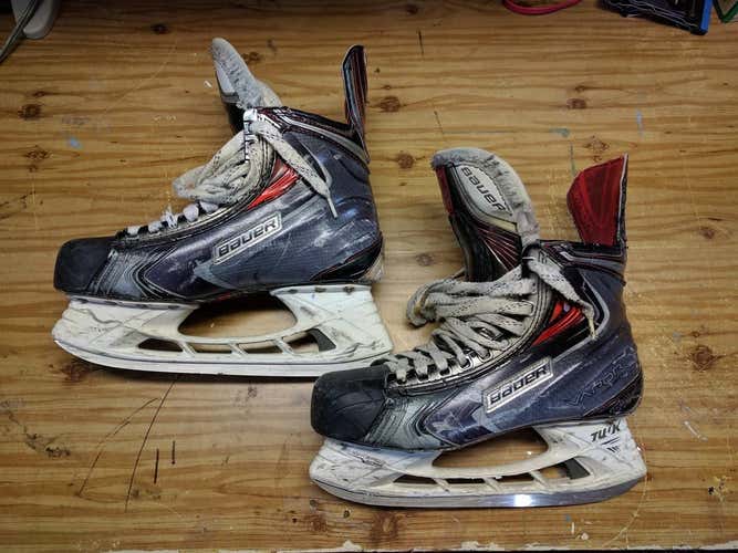 Pro stock Bauer APX2 skates