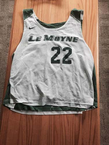 Le Moyne Pinnie