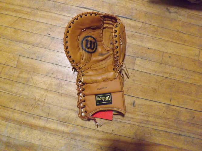 FULL RIGHT WILSON SR. GOALIE GLOVE & cage