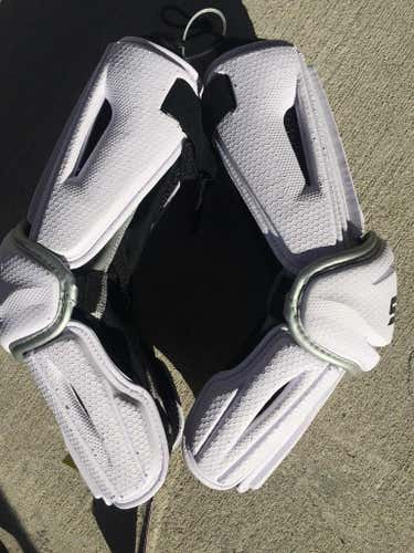 STX Stallion HD Arm Guards