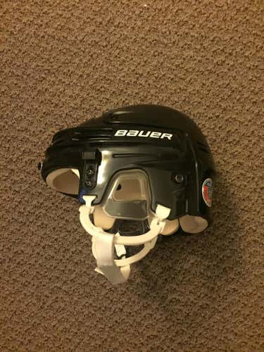 Small Bauer 4500 Helmet
