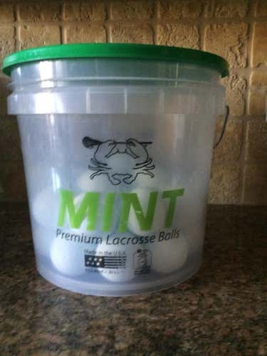 Mint lacrosse balls