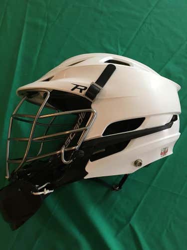 White and black cascade R