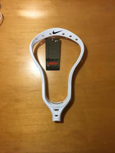 Nike Lakota U