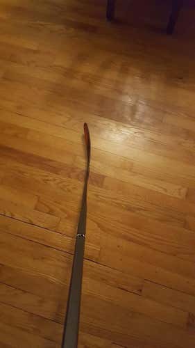 Easton V9E