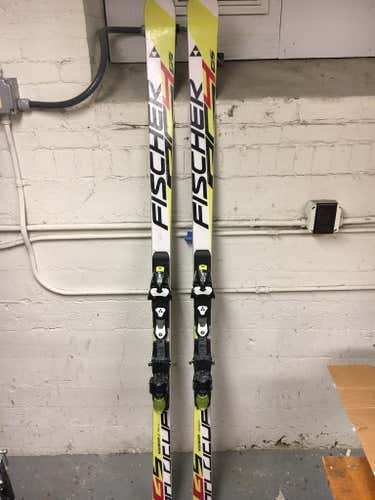 Fischer World Cup GS skis 195 35R with 16 bindings