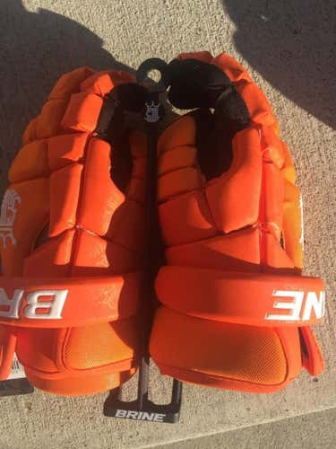 Brine Superlight 2 gloves