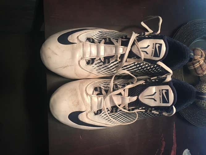 Nike flywire