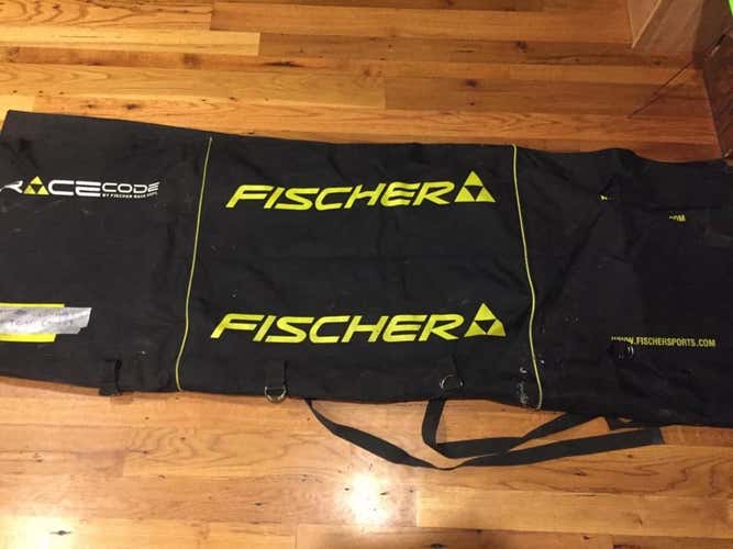 Fischer WC Ski Bag  Lightweight and durable  4 separate pockets with zipper  Used