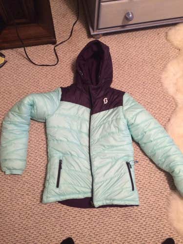 New Scott Jacket size Medium