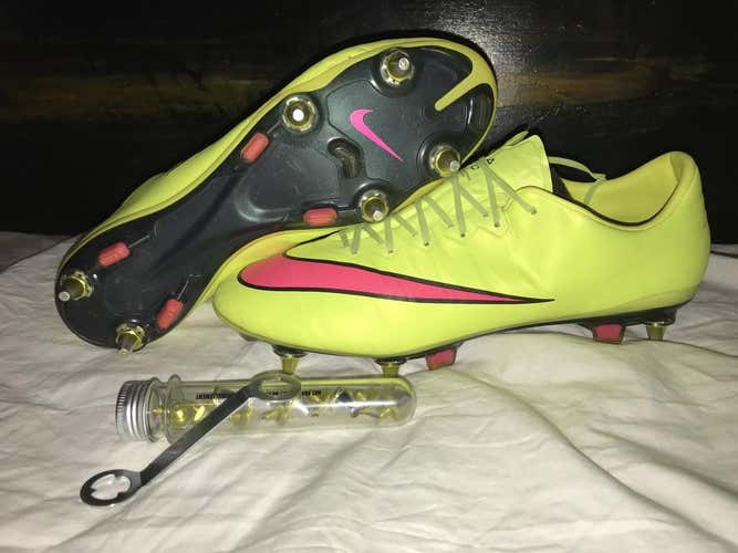 NIKE MERCURIAL VAPOR X SG-PRO SOCCER CLEATS (VOLT/HYPER PINK)