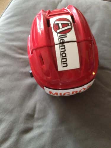 Bauer Re-akt Helmet
