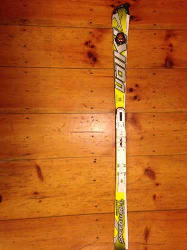 155 Volkl Slalom Skis