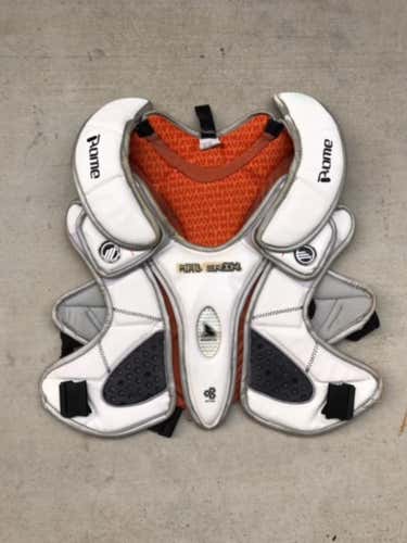 Maverick Rome Shoulder Pads