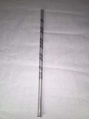 Maverik Union Attack Lacrosse Shaft - SILVER