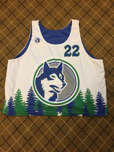 Wolfpack Pinnie