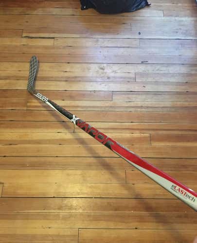 2 New Bauer 1x Sticks