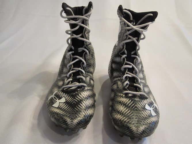 UnderArmour Highlight Cleats Size 10