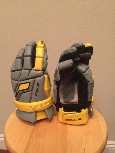 STX Cell 3 Yellow and Grey Gloves
