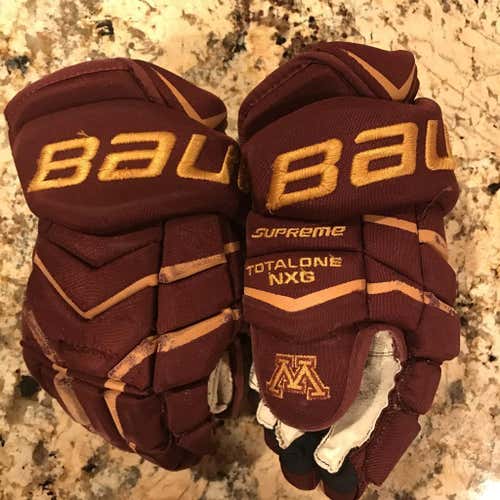 Minnesota Gophers 14" Bauer NXG Pro Stock Hockey Gloves NCAA