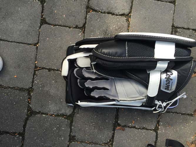 CCM eflex II glove and blocker