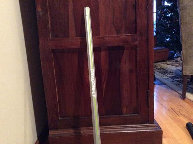 Grey and green C30 gen 4 Dragonfly