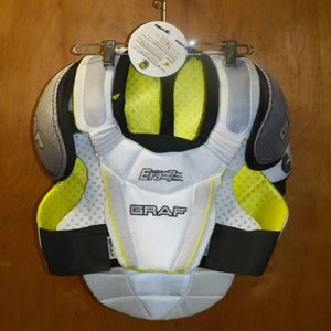 New Graf Era 7 senior hockey shoulder pads