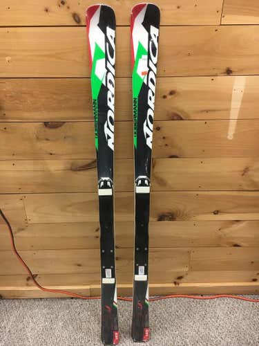 Brand new Nordica 149 Doberman race ski With 14R