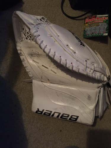 Bauer Reactor Senior Goalie Glove